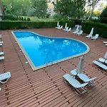 Stella Polaris 2 Sunny Апартаменты *