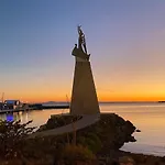 Stella Polaris 2 Sunny Апартаменты *